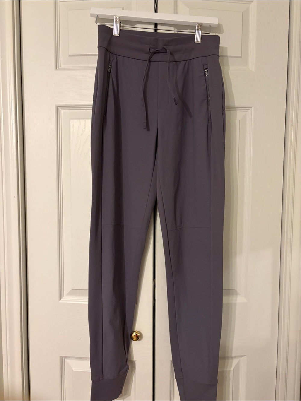 Athleta Women's Headlands Hybrid Trek Jogger Dark Lavender Size 2 EUC